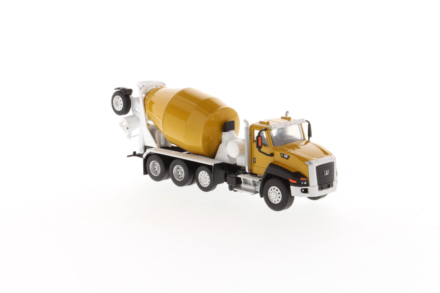 1:64 Cat CT660 McNeilus Bridgemaster Concrete-Mixer